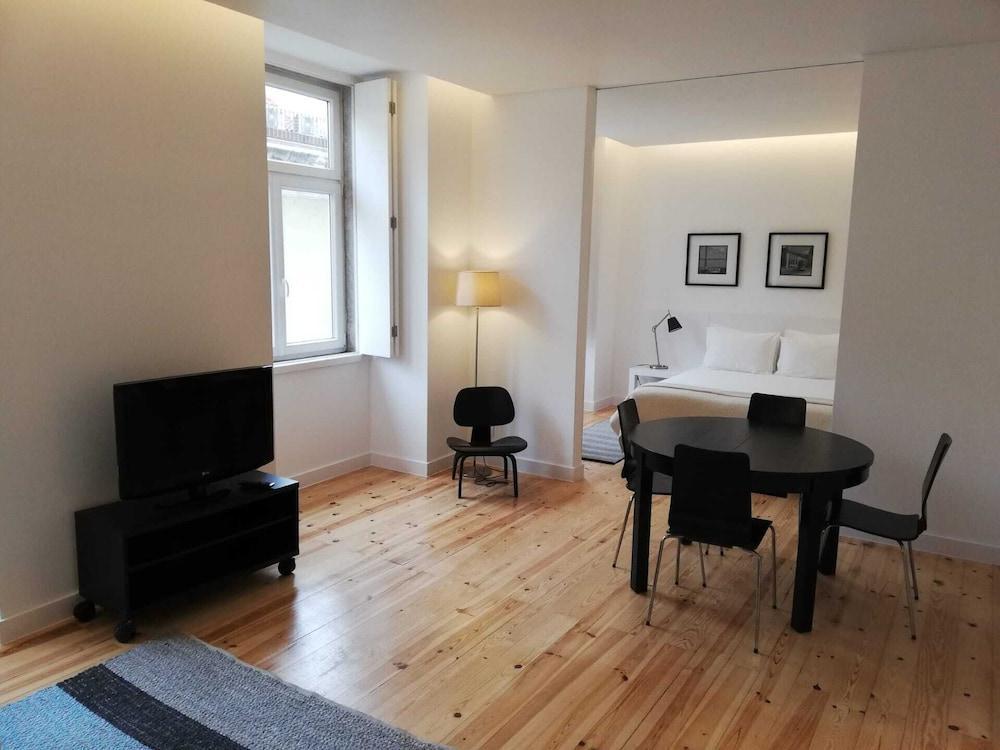 Hello Lisbon Terreiro Do Paco Apartments Экстерьер фото