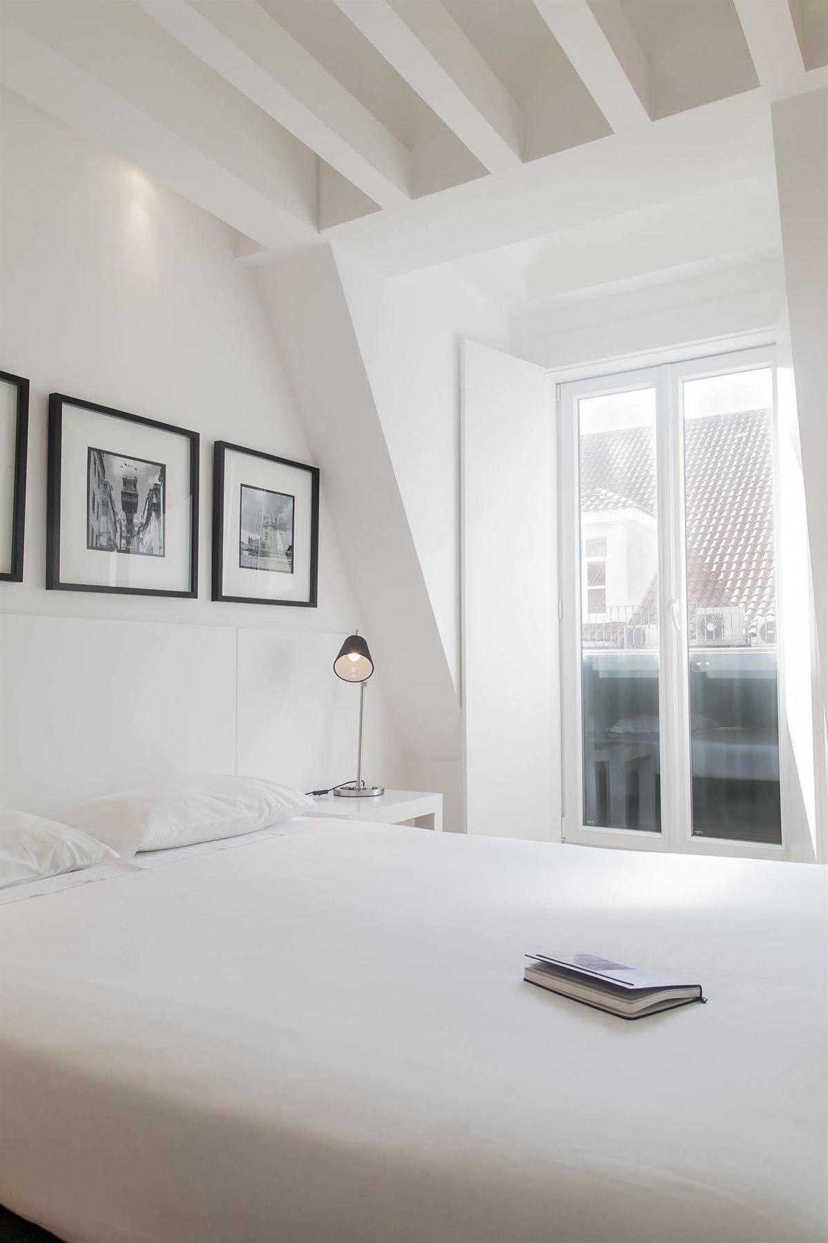 Hello Lisbon Terreiro Do Paco Apartments Экстерьер фото